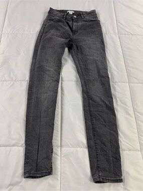 Pre loved H&M jeans womens size 6